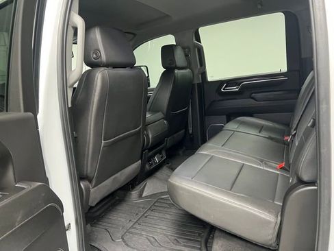 Used 2025 GMC Sierra 3500 SLT image 36