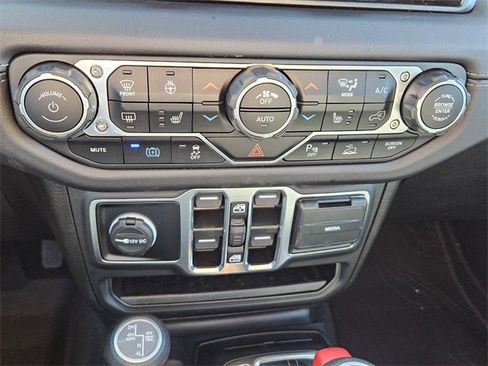 New 2025 Jeep Wrangler Unlimited Sahara w/ Safety Group image 19