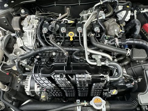 Used 2024 Nissan Altima 2.5 SV image 12