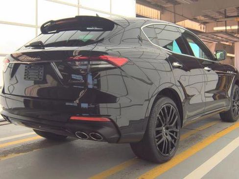 Used 2024 Maserati Levante Modena Ultima AWD/4WD image 4