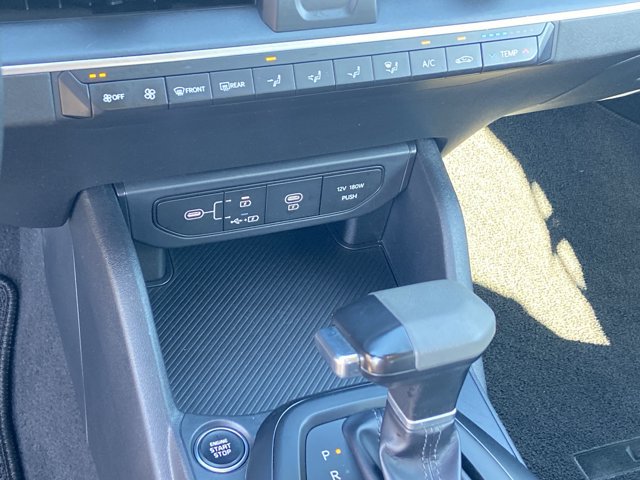 Used 2025 Kia K4 FWD image 40