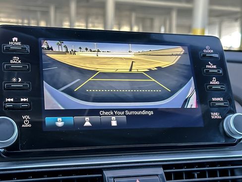 Used 2022 Honda Accord Sport image 17