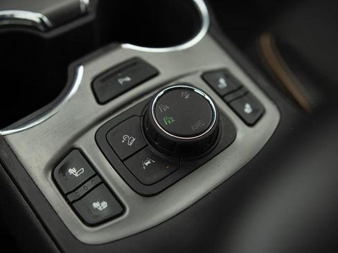 Used 2023 GMC Terrain AT4 w/ Infotainment Package II AWD/4WD image 12