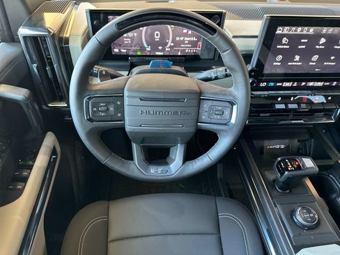 New 2026 GMC Hummer EV 4x4 Crew Cab image 14