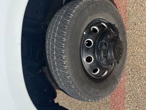 Used 2024 RAM 3500 Big Horn w/ Night Edition image 4