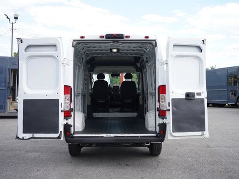 Used 2022 RAM ProMaster 2500 FWD image 10
