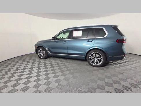 Used 2024 BMW X7 xDrive40i w/ Premium Package AWD/4WD image 45