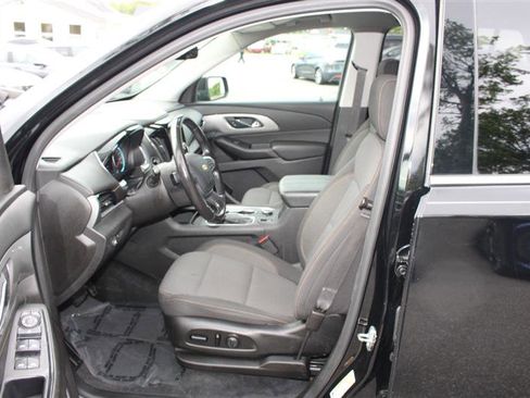 Used 2021 Chevrolet Traverse LT FWD image 10