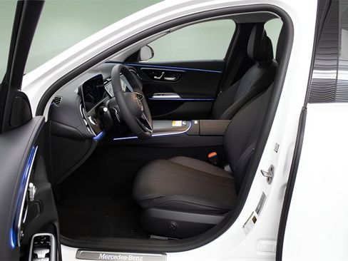 Used 2024 Mercedes-Benz E 350 E 350 image 12