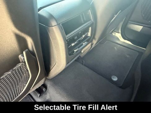 New 2025 Jeep Grand Cherokee Altitude image 36