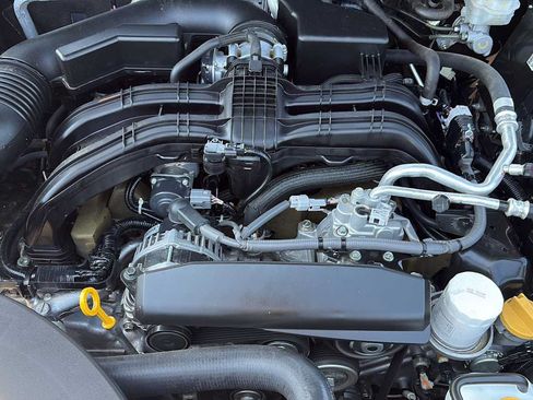Used 2022 Subaru Outback Premium AWD/4WD image 30