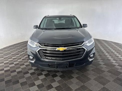 Used 2018 Chevrolet Traverse LT FWD image 2