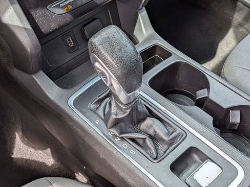 Used 2017 Ford Escape S image 23