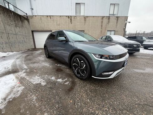 Used 2024 Hyundai Ioniq 5 SE image 8