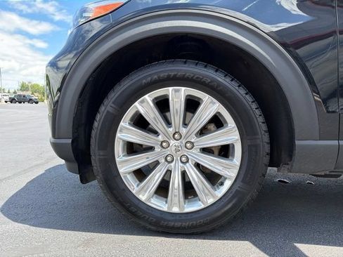 Used 2021 Ford Explorer King Ranch w/ Premium Technology Package AWD/4WD image 12