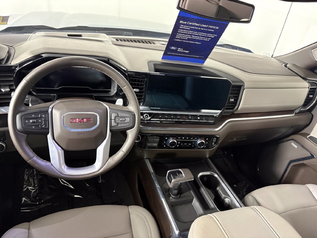 Used 2024 GMC Sierra 1500 SLT w/ SLT Premium Plus Package AWD/4WD image 25