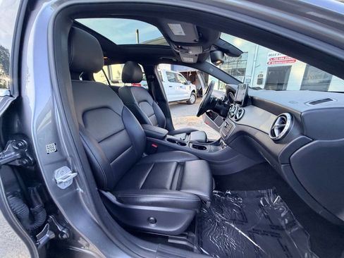 Used 2017 Mercedes-Benz GLA 250 4MATIC image 69