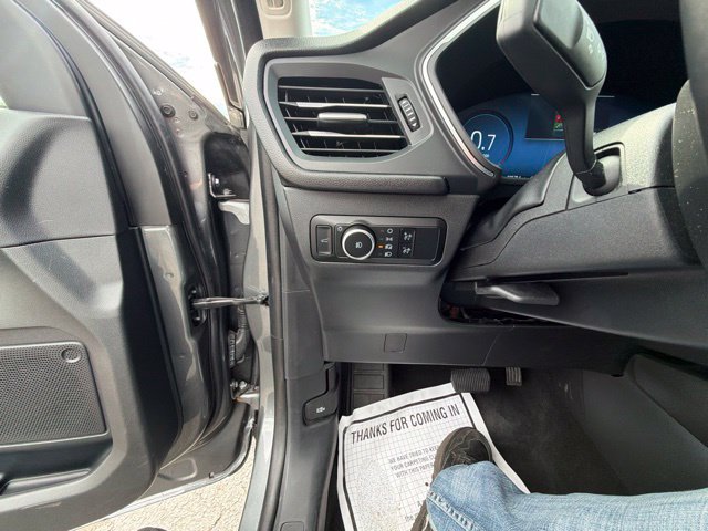 Certified 2025 Ford Escape Platinum AWD/4WD image 25
