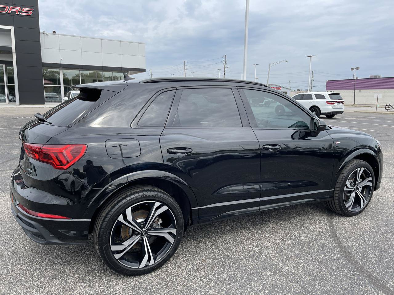Used 2023 Audi Q3 2.0T Premium Plus w/ Premium Plus Package AWD/4WD image 8