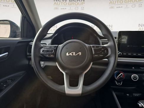 Used 2022 Kia Rio S FWD image 12