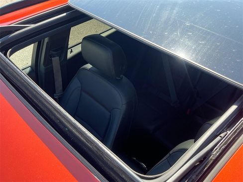 Used 2021 Chevrolet Blazer RS w/ Enhanced Convenience Package image 23