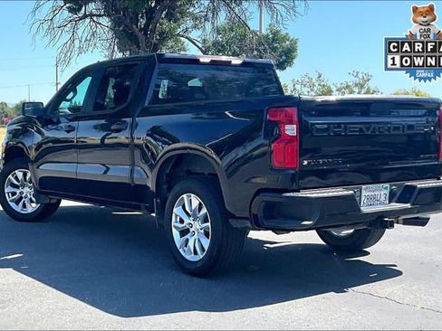 Used 2022 Chevrolet Silverado 1500 Custom w/ LPO, Blackout Package RWD image 12