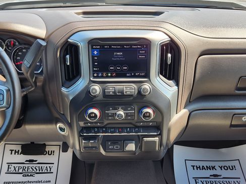 Used 2019 Chevrolet Silverado 1500 LT w/ All-Star Edition AWD/4WD image 19