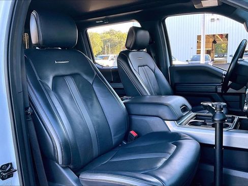 Used 2022 Ford F250 Platinum w/ FX4 Off-Road Package image 29