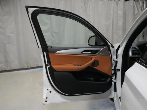 Used 2024 BMW X3 xDrive30i w/ Premium Package w/ZPA image 28