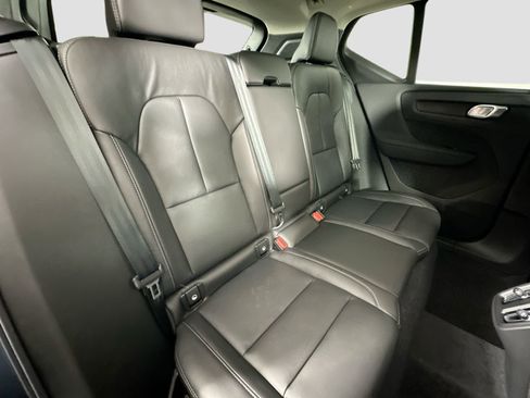 New 2026 Volvo XC40 B5 Core image 27