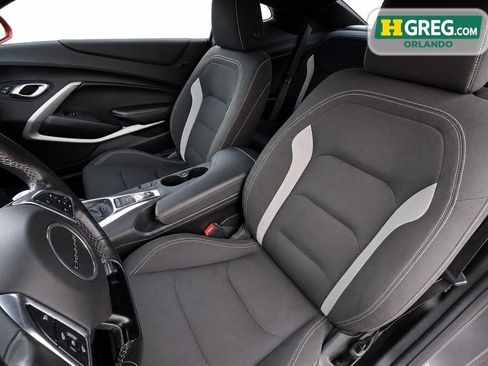 Used 2022 Chevrolet Camaro LT RWD image 10