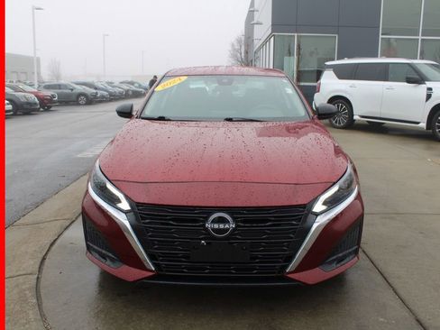 Certified 2024 Nissan Altima 2.5 SV image 2