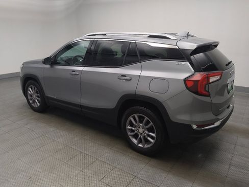 Used 2023 GMC Terrain SLT FWD image 3