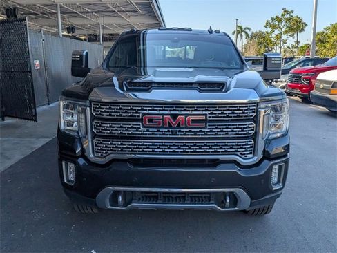 Used 2020 GMC Sierra 3500 Denali w/ Denali Ultimate Package image 3