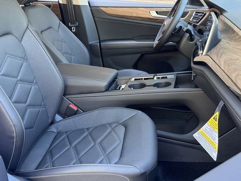 New 2026 Volkswagen Atlas SE image 27