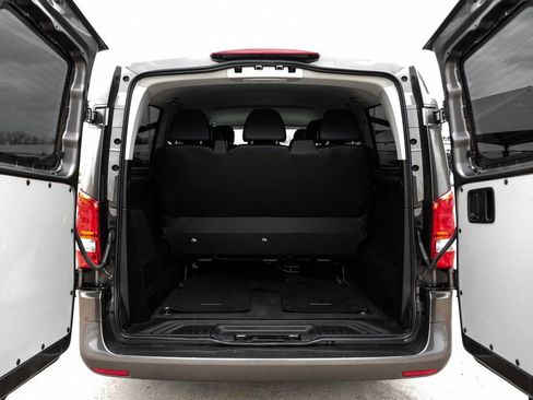 Used 2017 Mercedes-Benz Metris Passenger w/ Driver Efficiency Package image 50