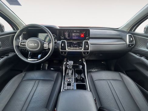 Used 2023 Kia Sorento SX image 13