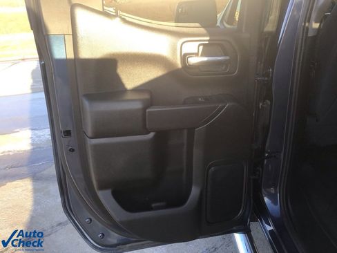 Used 2019 Chevrolet Silverado 1500 LT w/ All-Star Edition image 11