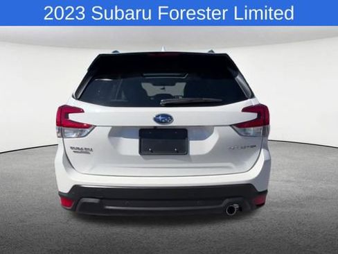 Used 2023 Subaru Forester Limited AWD/4WD image 8