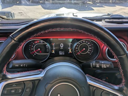 Used 2021 Jeep Wrangler Unlimited Rubicon image 19