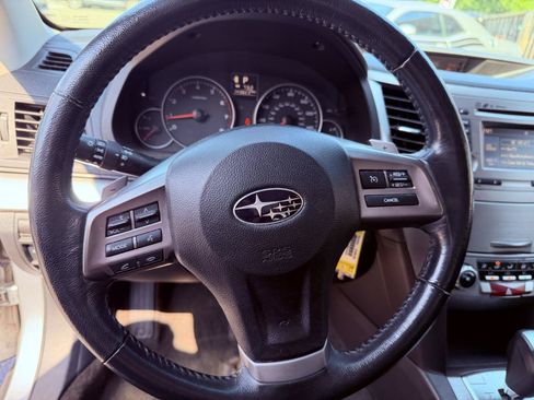 Used 2014 Subaru Outback 2.5i Premium AWD/4WD image 17