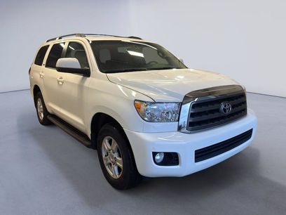 Used 2016 Toyota Sequoia SR5 w/ Premium Package