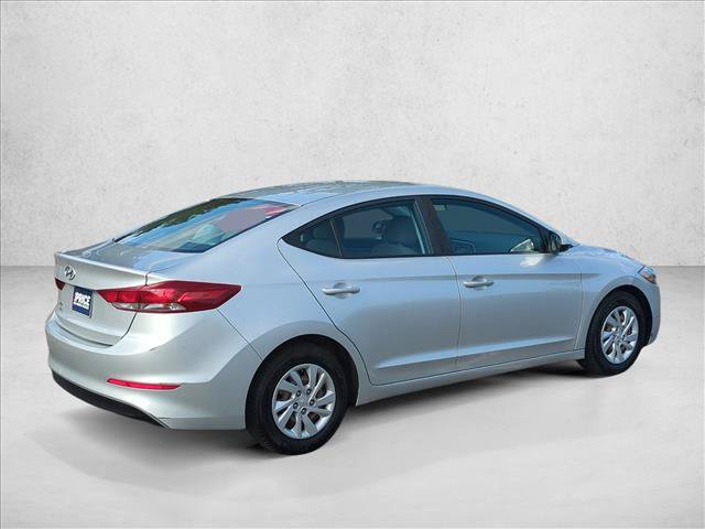 Used 2018 Hyundai Elantra SE FWD image 5