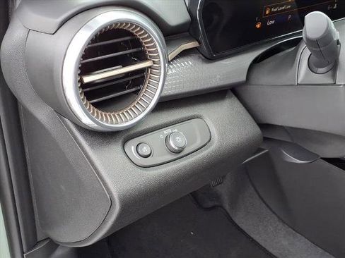 New 2026 Chevrolet Trax ACTIV w/ Driver Confidence Package image 16