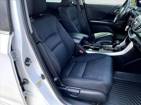 Used 2015 Honda Accord Sport image 9