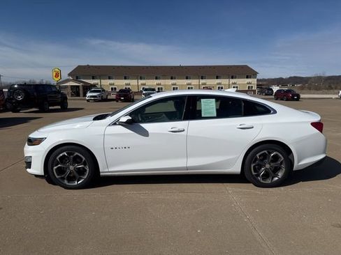 Used 2024 Chevrolet Malibu LT image 6