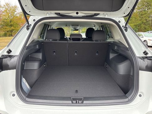 New 2026 Volkswagen Tiguan S image 12