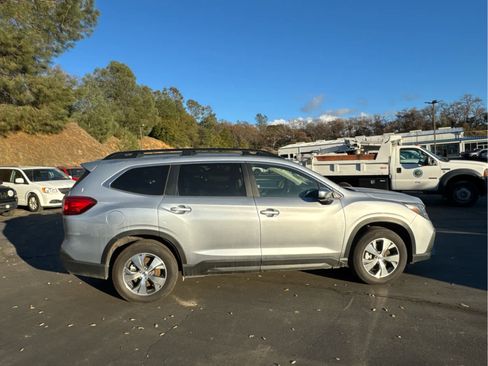 Certified 2024 Subaru Ascent Premium w/ Convenience Package image 4