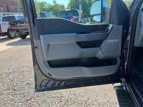 Used 2021 Ford F150 Lariat AWD/4WD image 11
