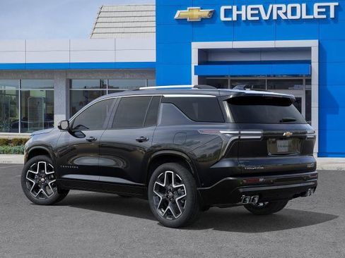 New 2026 Chevrolet Traverse High Country w/ LPO, Floor Liner Package FWD image 3